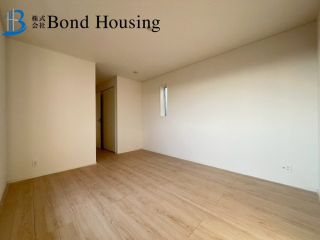 角地に付き開放感あり　二見町西二見第22　新築2区画　2号棟の外観