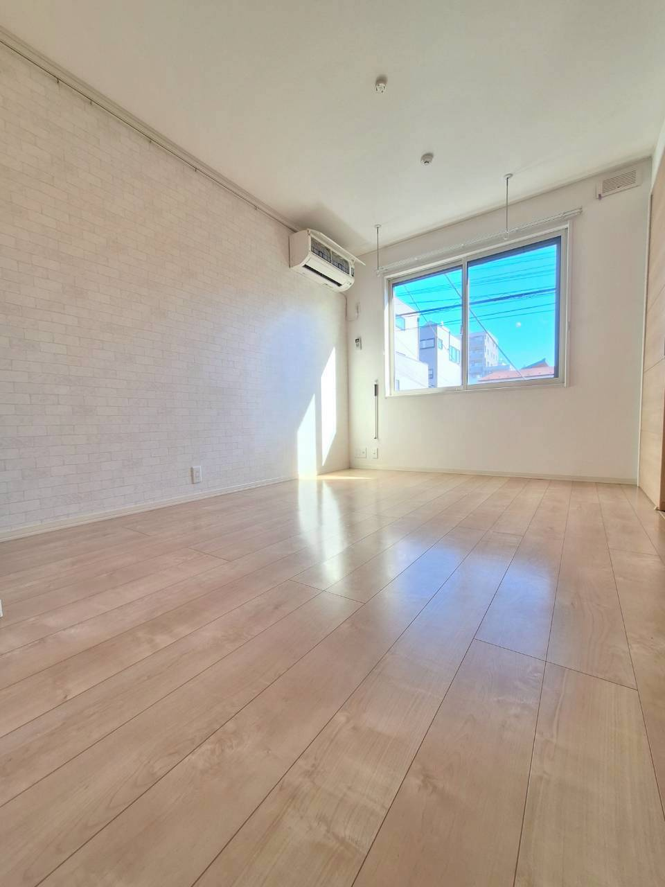 Westin Palaceの設備|★綺麗なフローリングのお部屋です★