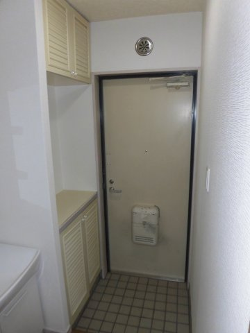 パークヒルズ東所沢の玄関