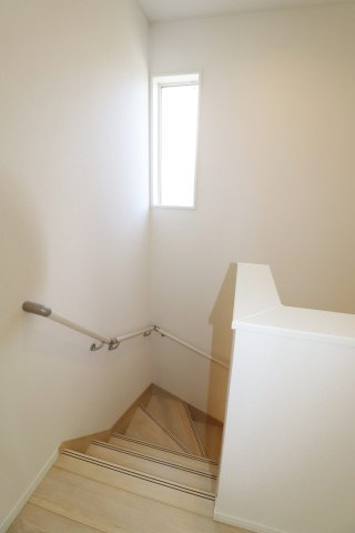 郡山市昭和1丁目第9　　　４号棟　　　芳賀小学校、郡山第４中学区の洋室|※同社施工例