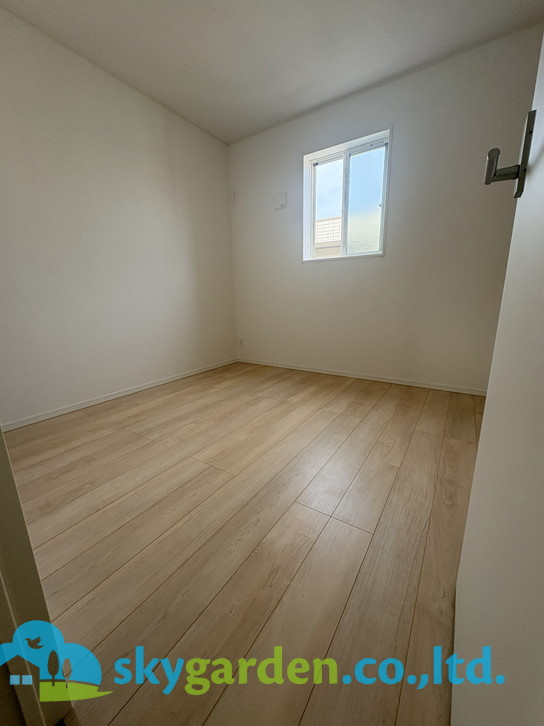 茅ヶ崎市南湖第18　新築戸建　全2棟2号棟の洋室