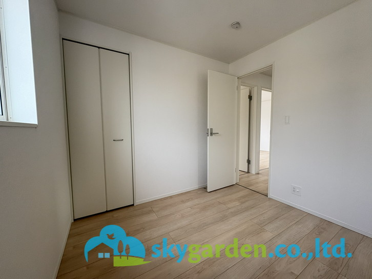 茅ヶ崎市南湖第18　新築戸建　全2棟2号棟の洋室