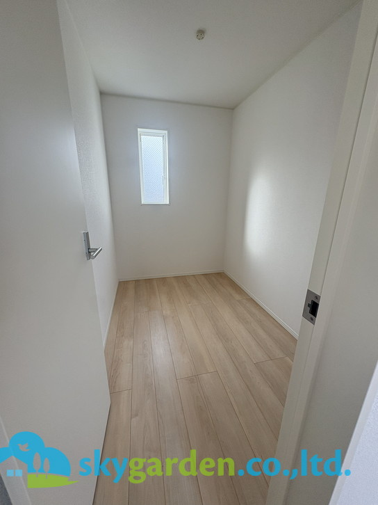 茅ヶ崎市南湖第18　新築戸建　全2棟2号棟の子供部屋