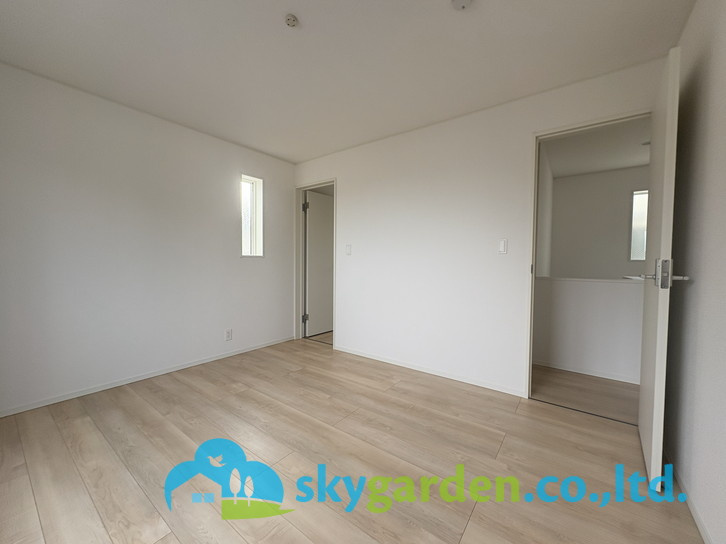 茅ヶ崎市南湖第18　新築戸建　全2棟2号棟の洋室