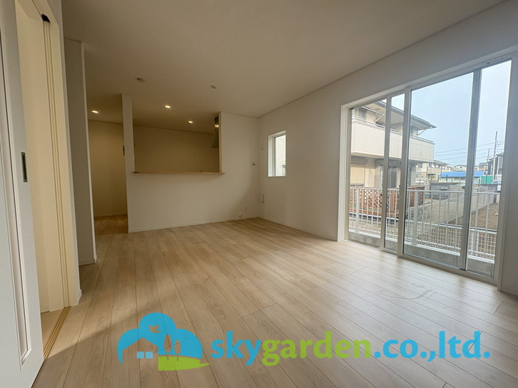 茅ヶ崎市南湖第18　新築戸建　全2棟2号棟の居間・リビング