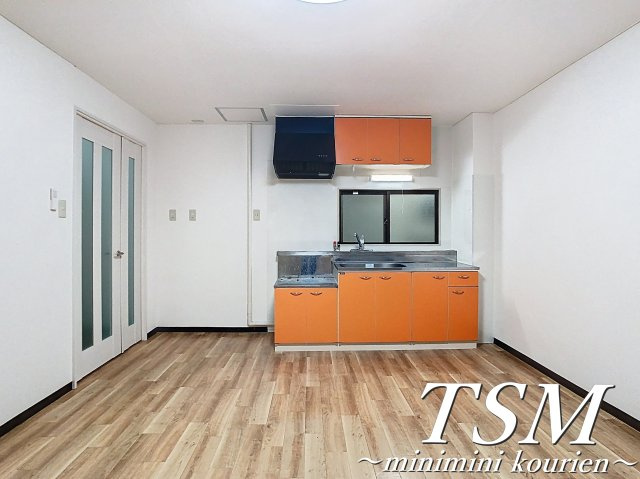 ハイクレスト光善寺の居間・リビング