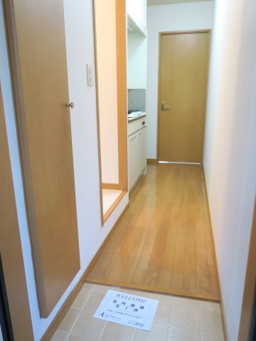 アンプルール　フェール　プリミエールの玄関