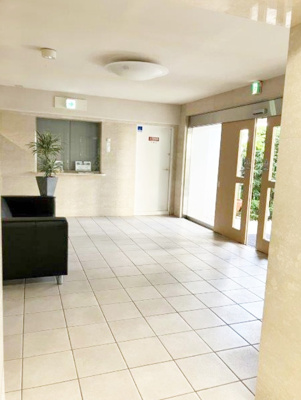 【エントランス】 | 御影プライムハイツ | 住まう方、訪れる方を上品に迎えるエントランス