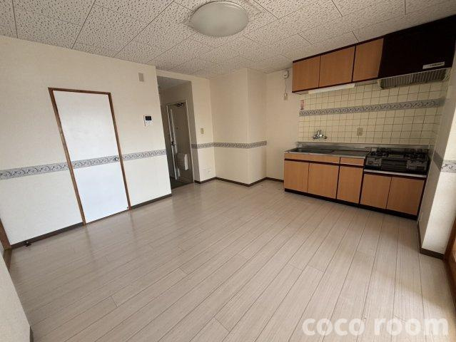 サンパレスセイワの居間・リビング