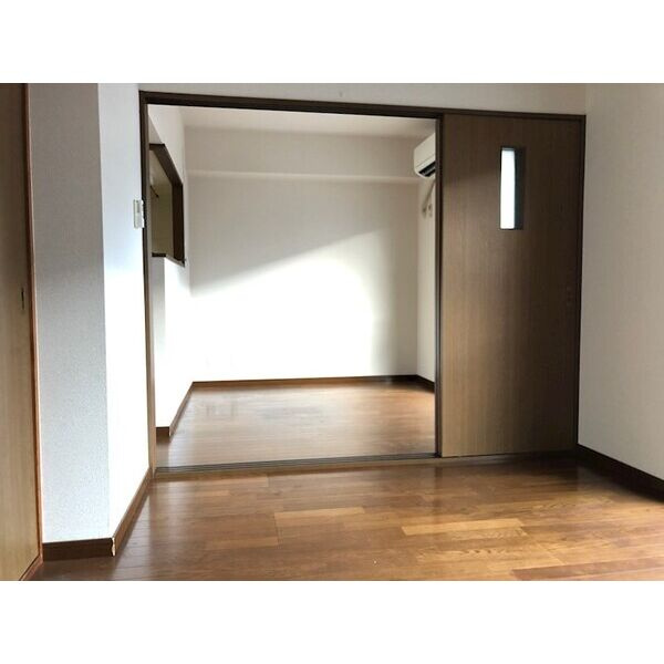 サイレントパレス矢曽根の居間・リビング