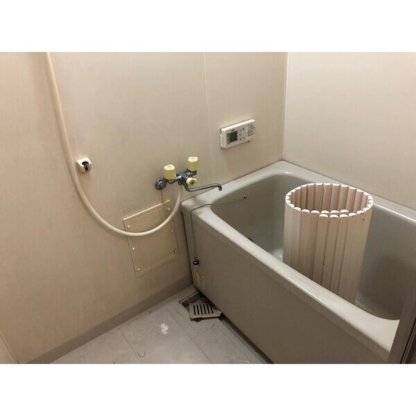 サイレントパレス矢曽根の浴室