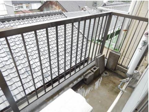 常田マンションのバルコニー