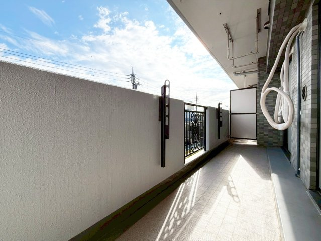【バルコニー】