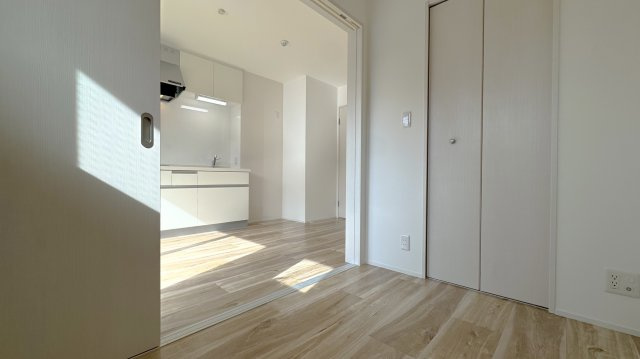 グランドゥール壱町田の洋室