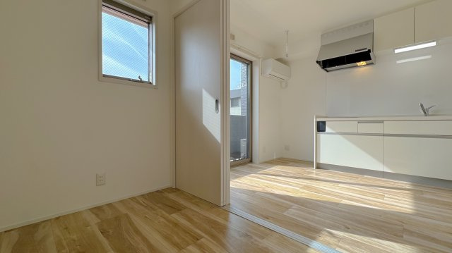 グランドゥール壱町田の洋室