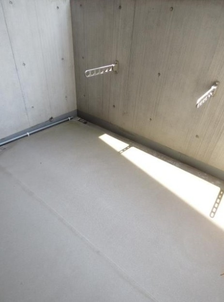 スカイコート押上壱番館のバルコニー