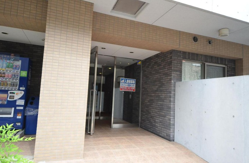 スカイコート押上壱番館のエントランス