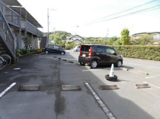 【駐車場】