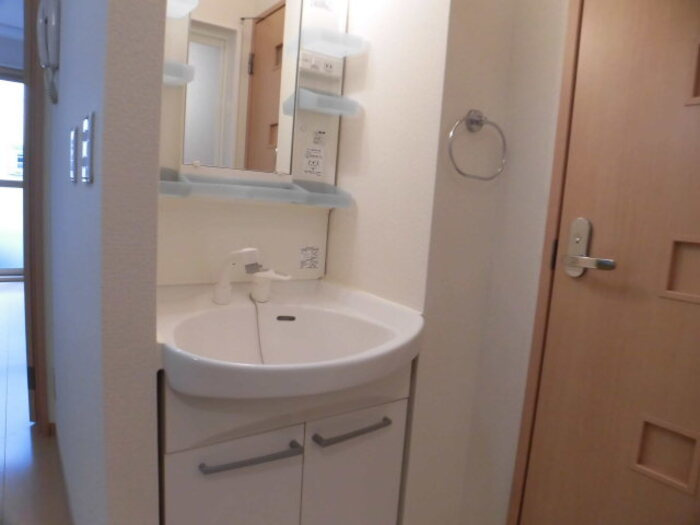 【洗面所】