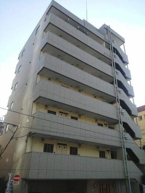 スプリームサカイ