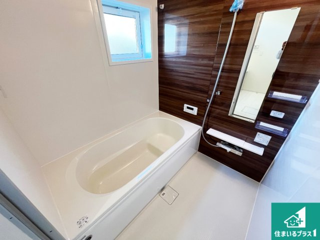 加古川市尾上町口里　新築一戸建ての前面道路含む現地写真|周辺は落ち着いた街並みの住宅地！子育てがしやすい住環境です！まだ未完成ですが、現地でしかわからない事もございます。是非一度ご覧ください。