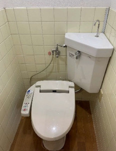 大阪市東成区中本2丁目　駅近中古テラスハウス　のトイレ