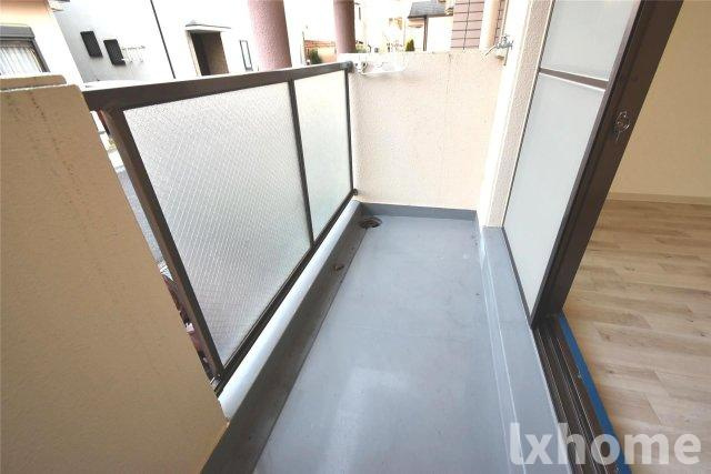 アルカディアSTのバルコニー|お洗濯にも便利なバルコニー付き