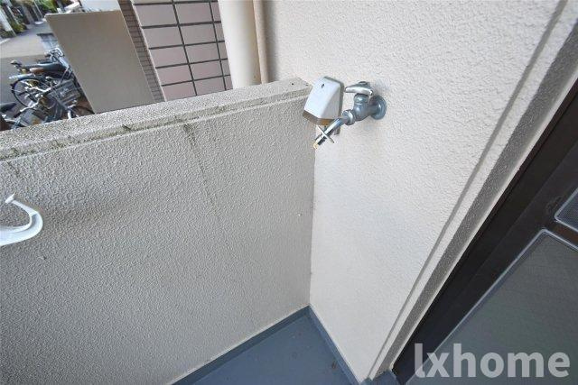 アルカディアSTのバルコニー|開放的で明るい空間を演出してくれるバルコニーです