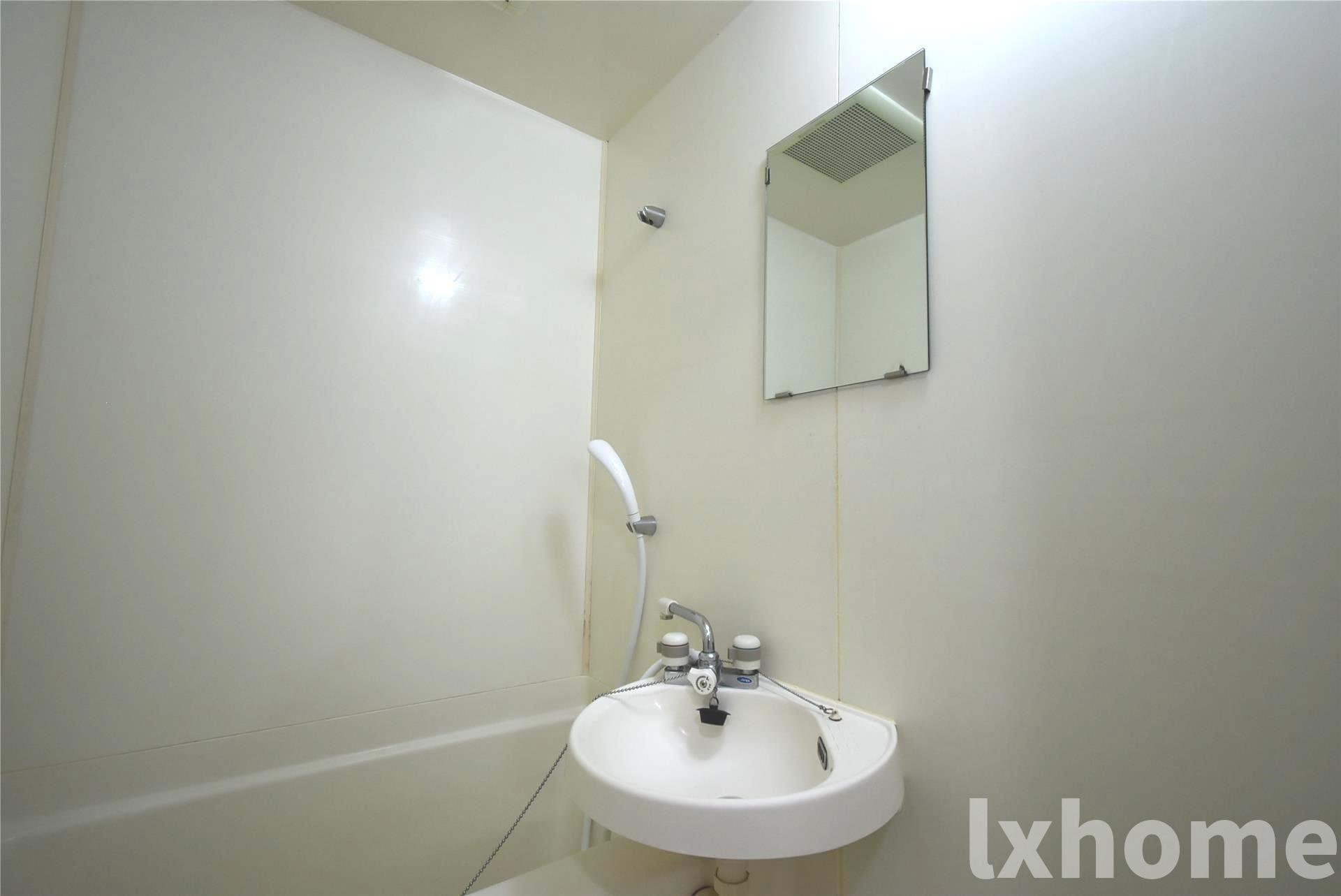 アルカディアSTの洗面所|コンパクトで使いやすい洗面所