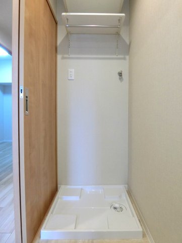 ダイアパレスシアース万代東棟の洗面所