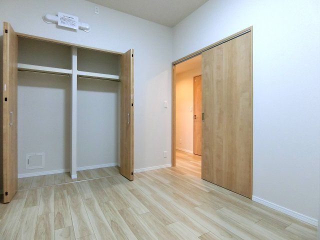 ダイアパレスシアース万代東棟の洋室