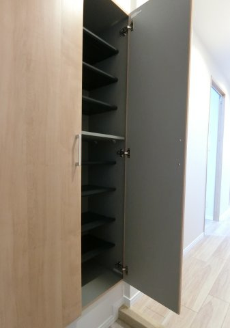 ダイアパレスシアース万代東棟の玄関