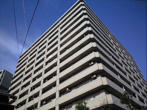 ダイアパレスシアース万代東棟の外観