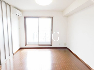 【居間・リビング】 | ソレア東小岩 | 洋室のお部屋です。