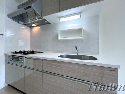 【キッチン】 | シュトルツ栄 | 使いやすいキッチンです