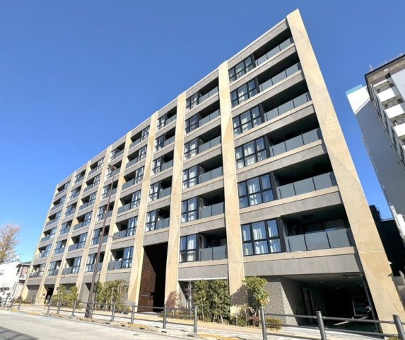  ザ・ライオンズ池袋の外観|２０２３年９月築・総戸数８３戸
用途制限された閑静な住宅街
池袋三丁目