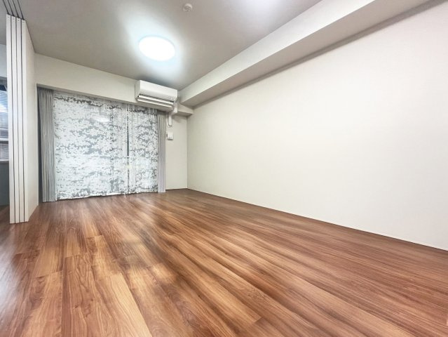 オープンレジデンシア桜山ヒルズの居間・リビング|画像加工による家具消しを行っております。実際の室内と異なる点がある可能性があります。