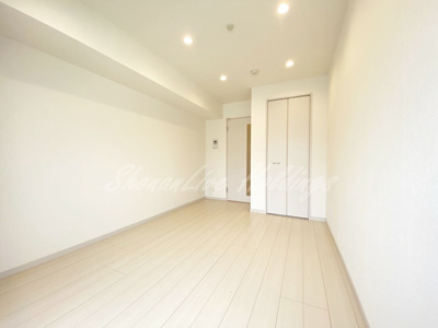 【寝室】 | リブリ・ウンレーヴ | 落ち着いて過ごせるお部屋♪