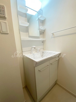 【洗面所】 | リブリ・ウンレーヴ | 明るい洗面所♪