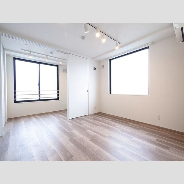 リーデンス今池の居間・リビング