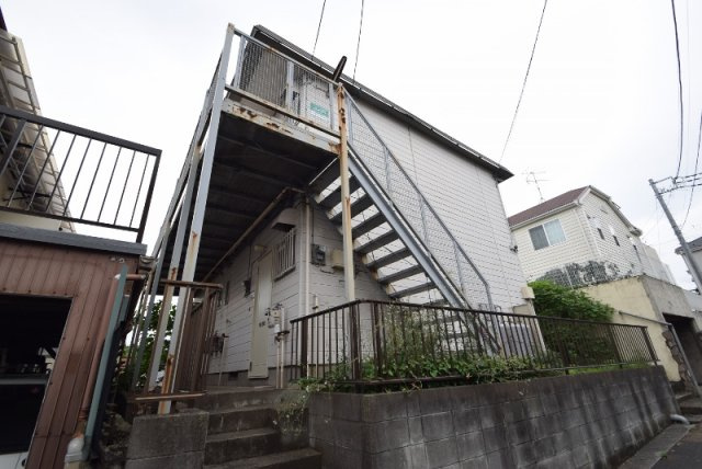 シャトルＭアネックスのエントランス|入口