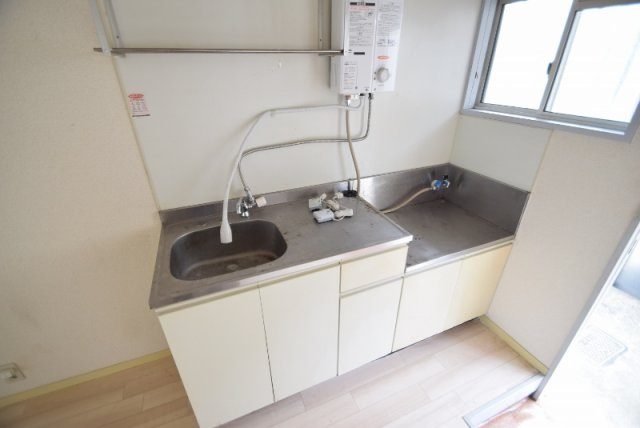 シャトルＭアネックスのキッチン|2口ガスコンロ設置可