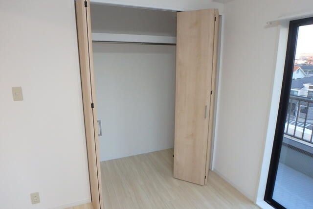 さかえビルの収納