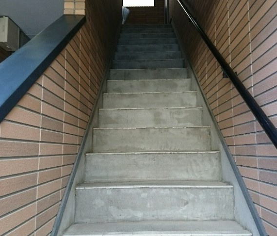 Vivre池袋のロビー