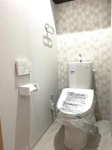 Astoria Bのトイレ