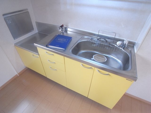 シャルマン高畑Ａのキッチン