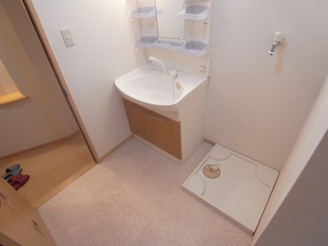 シャルマン高畑Ａの洗面所