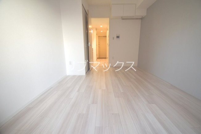 【寝室】アドバンス江坂ラシュレ