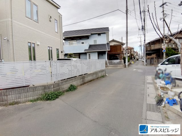 中古／川越市砂新田５丁目の前面道路含む現地写真|幅約4.0ｍ公道