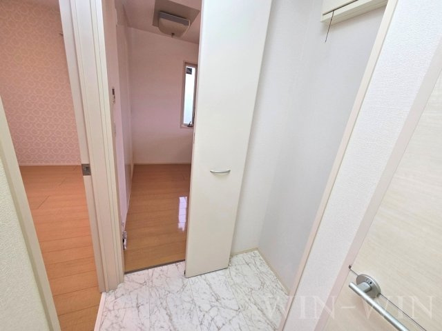 Shine Moatのその他